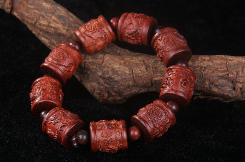 Small leaf rosewood double-sided carved double dragon play beads beads bracelet 2.0CM